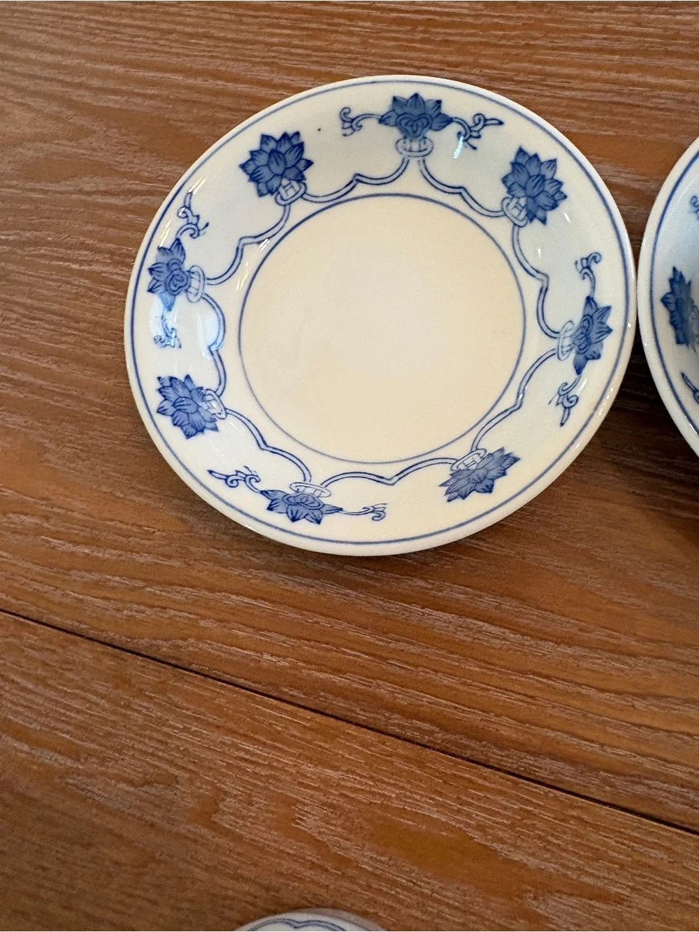 Crate&Barrel set porcelain
